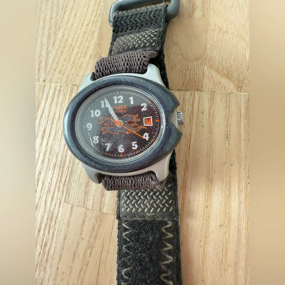Timex black gray with orange flames nylon strap watch NEW BATTERY